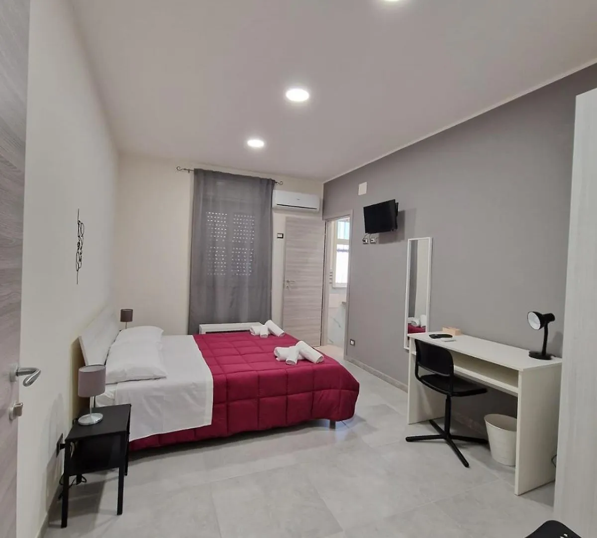 Bed & Breakfast B&B Sei Palme Aeroporto di Catania Fontana Rossa Italia
