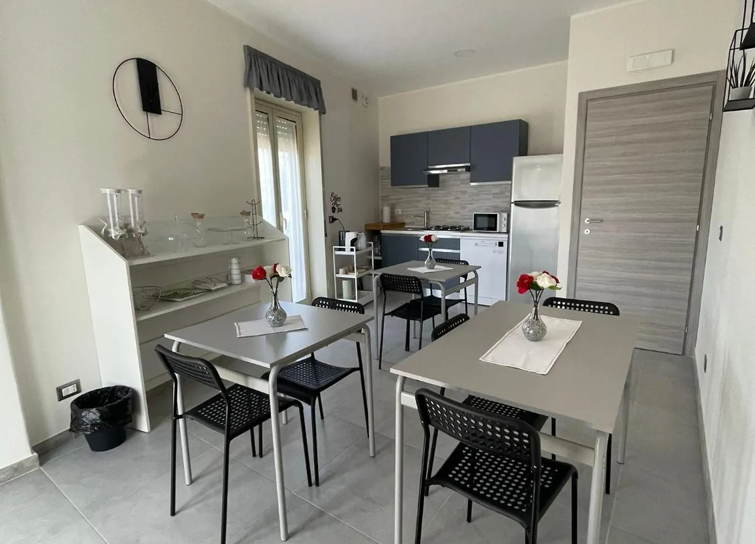 Bed & Breakfast B&B Sei Palme Aeroporto di Catania Fontana Rossa